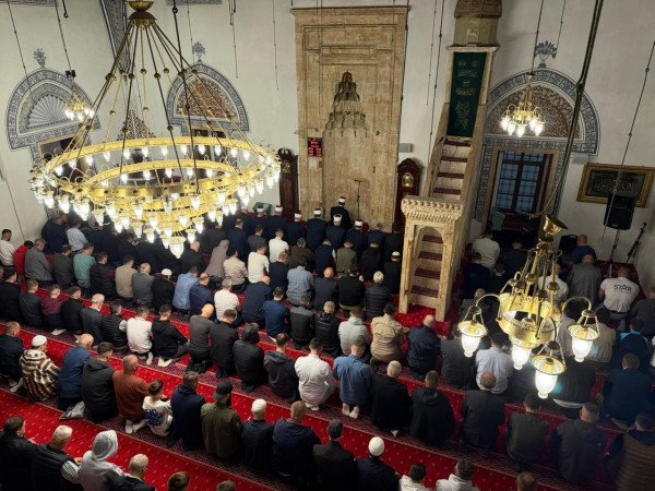 ​Sot besimtarët myslimanë kremtojnë Kurban-Bajramin