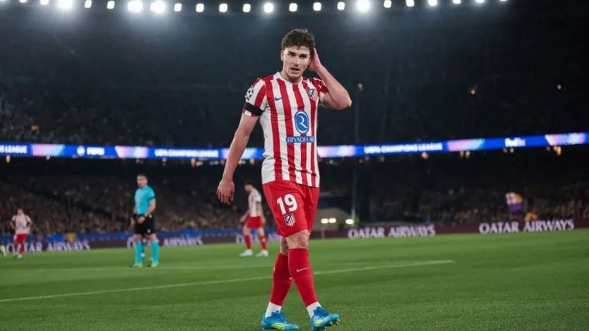 Barcelona paraqet ofertën e parë për Julian Alvarez