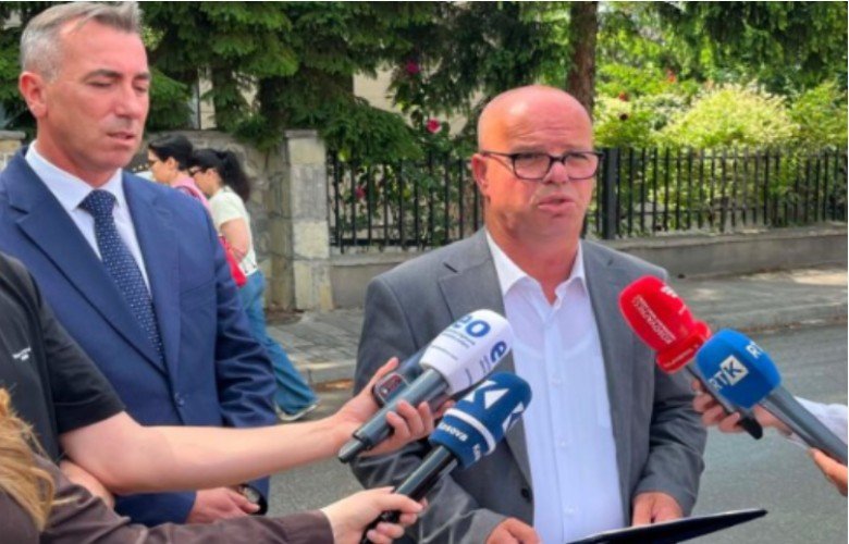 Asociacioni i Komunave dërgon në Kushtetuese rregulloren për shërbim civil