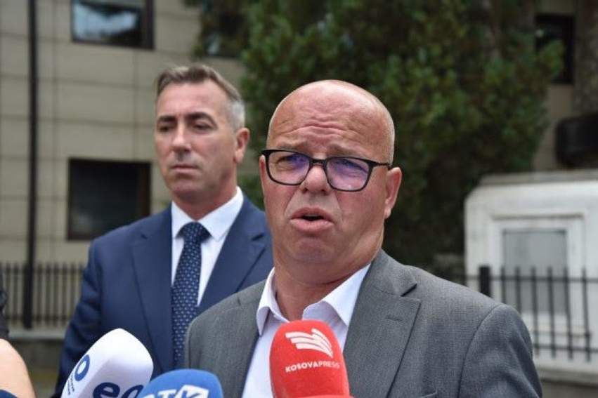 AKK dërgon rregulloren në Kushtetuese  Latifi  Qeveria shkeli Kushtetutën  preken kompetencat e komunave