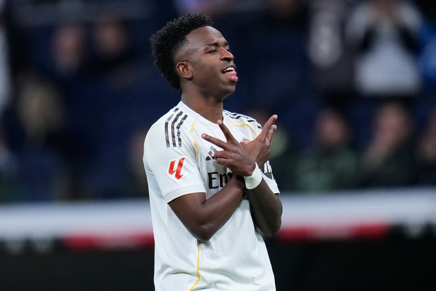 Vinicius  Dua të qëndroj gjithë jetën te Reali