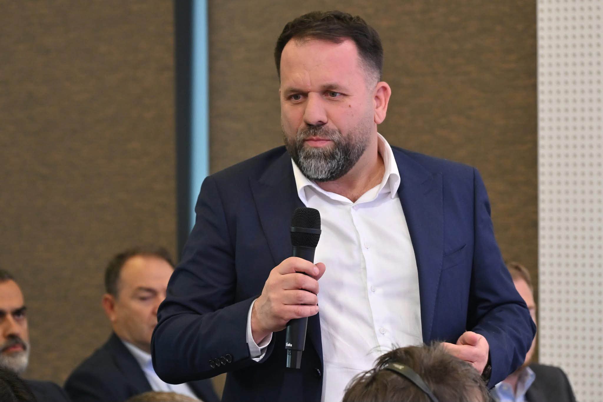 Rukiqi: Kosova po shpenzon 250 milionë euro në vit për import të energjisë, ndërsa heziton të diskutojë alternativat amerikane