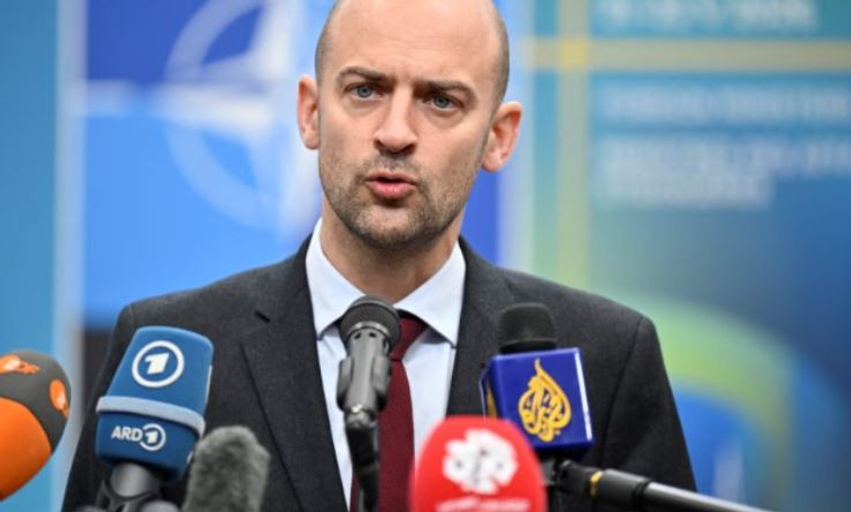 Franca nis hetim për trajtimin e shtetasve të ndaluar në flotiljen drejt Gazës