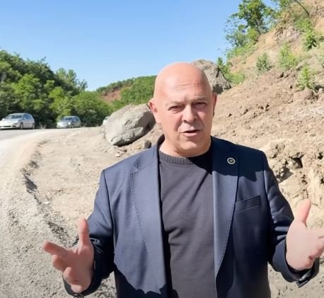 Gjini nga rruga Dollc-Gjakovë: Mijëra familje sot pa rrymë, e kjo rrugë në mëshirë të fatit tash e sa vjet