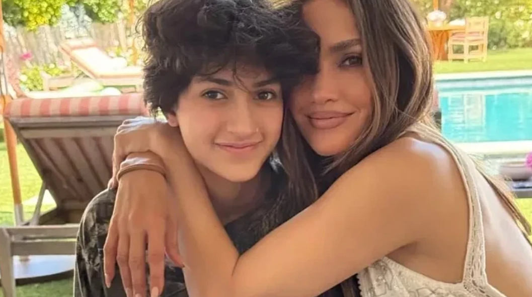 Vajza e Jennifer Lopez ka ndryshuar emrin dhe tanimë prezantohet me identitet të ri gjinor