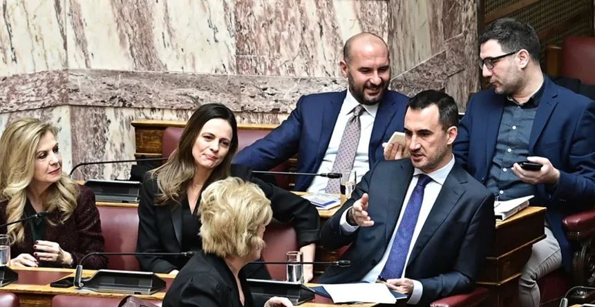 Efekti Tsipras, katër deputetë largohen nga e “Majta e Re” në Greqi