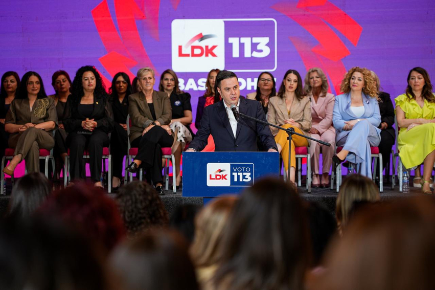 abdixhiku-te-forumi-i-gruas-i-ldk-se-nga-nena-bashkeshortja-dhe-vajzat-e-mia-mesova-forcen-e-grave