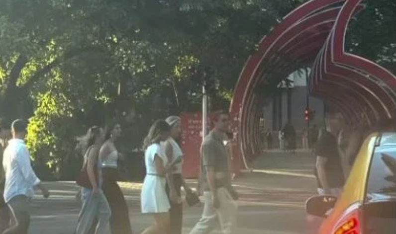 Kryeministri Rama ndan pamje nga Tirana: Kryeqyteti zgjohet mes qindra turistëve