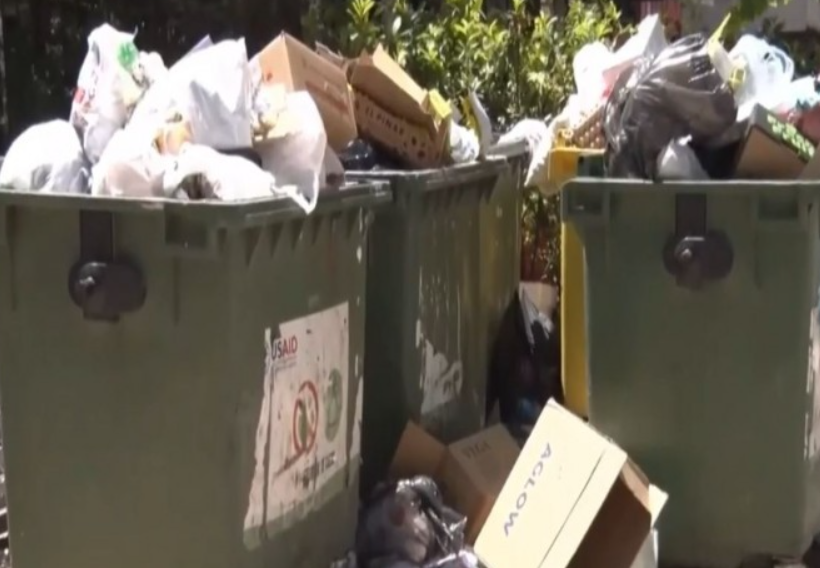 Mbeturinat mbulojnë Fushë Kosovën