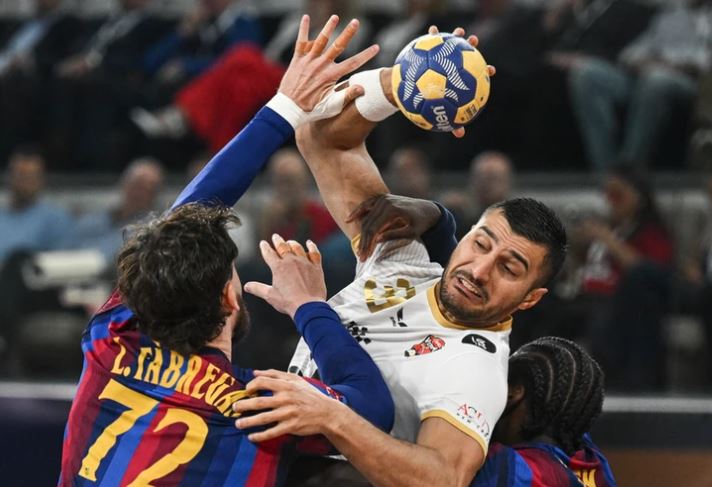 Me një lojë fantastike, Veszprem e mposhti Barcelonën dhe u shpall kampion bote për klube!