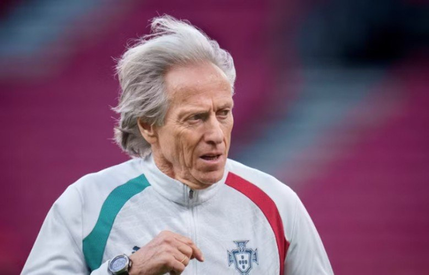 Jesus dhe presidenti i Federatës së Portugalisë provuan ta bindin Ronaldon