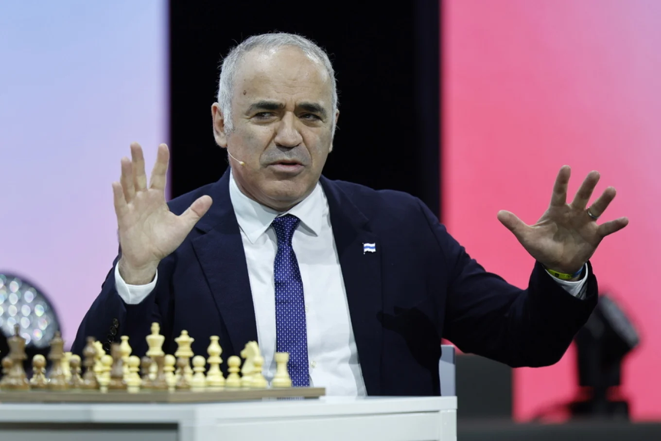 “Jeta ime është në rrezik”, Kasparov paralajmërohet se është në rrezik për vrasje
