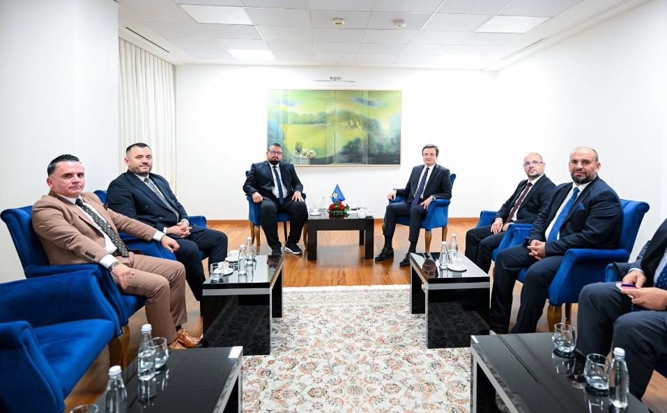 Kurti takon aktivistët nga Presheva, shprehin mbështetje për “Koalicionin Shqiptar”