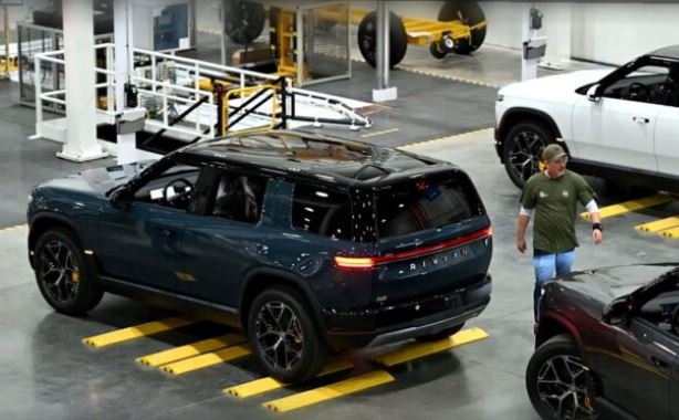 Rivian shënon rritje të ndjeshme në prodhim dhe dërgesa gjatë tremujorit të tretë