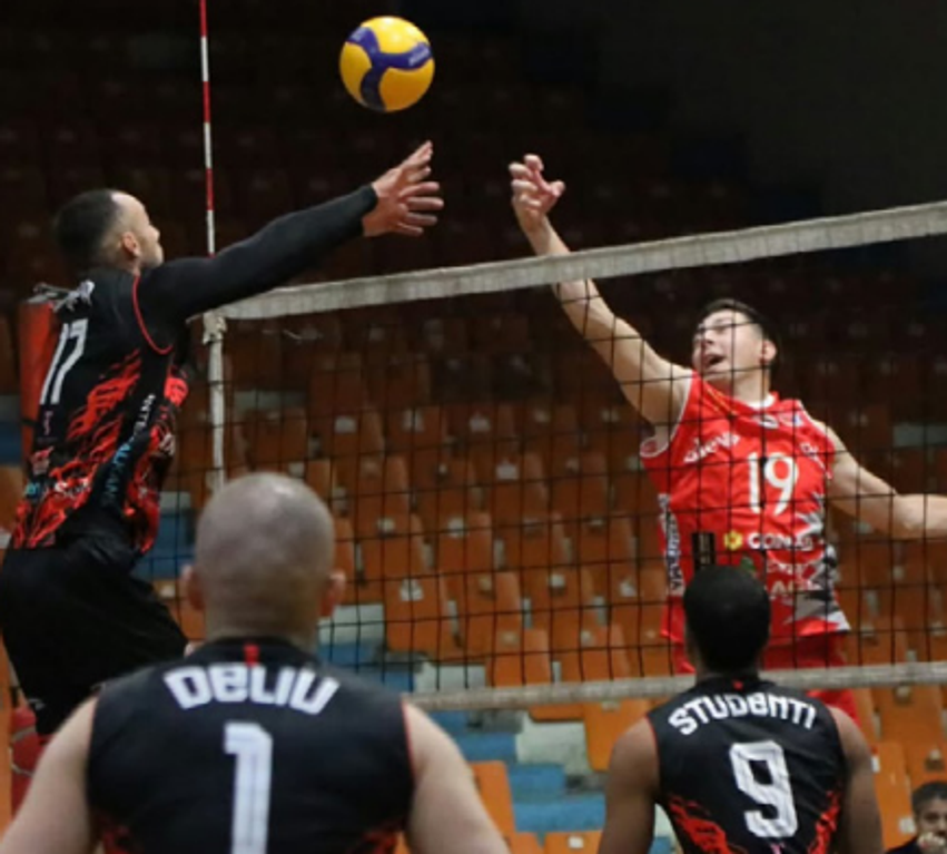 Studenti u tregon forcën kampionëve të Partizanit