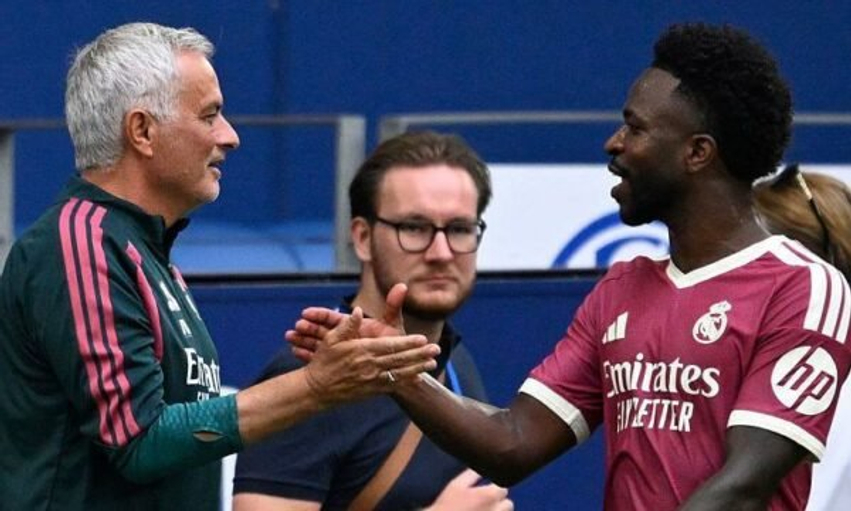 mourinho-mendon-ta-lere-ne-stol-viniciusin