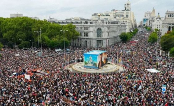 500 mijë protestues në Madrid për krizën e strehimit
