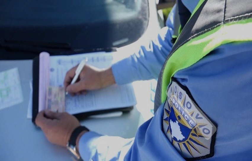 Ferizaj  302 gjoba ndaj shoferëve që përdorën telefonin gjatë ngasjes