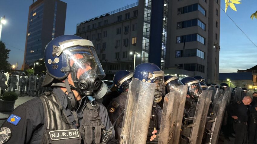 OVL-UÇK i drejtohet Policisë: Mbani duart larg fëmijëve të dëshmorëve, veteranëve dhe qytetarëve