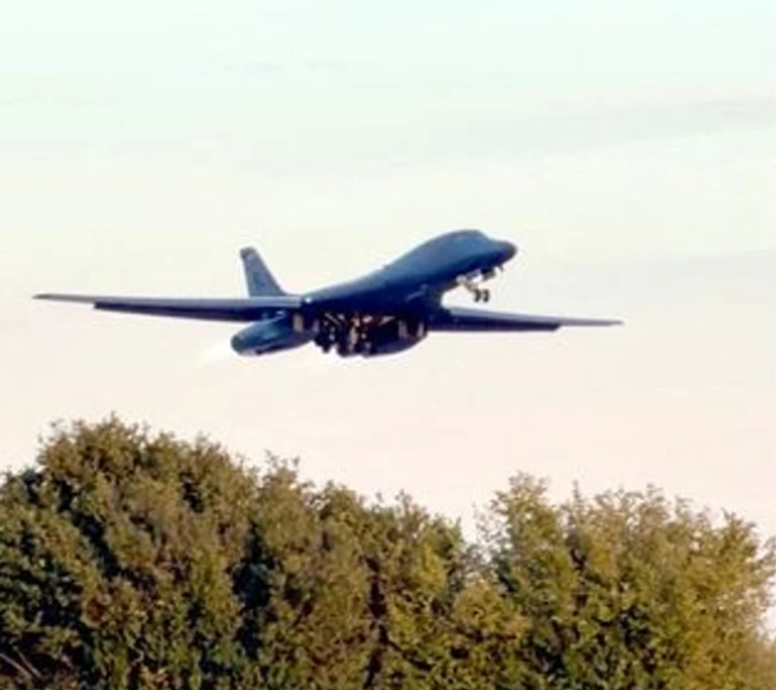 shba-terheq-bombarduesit-nga-baza-ne-britani-rubio-sqaron-vendimin