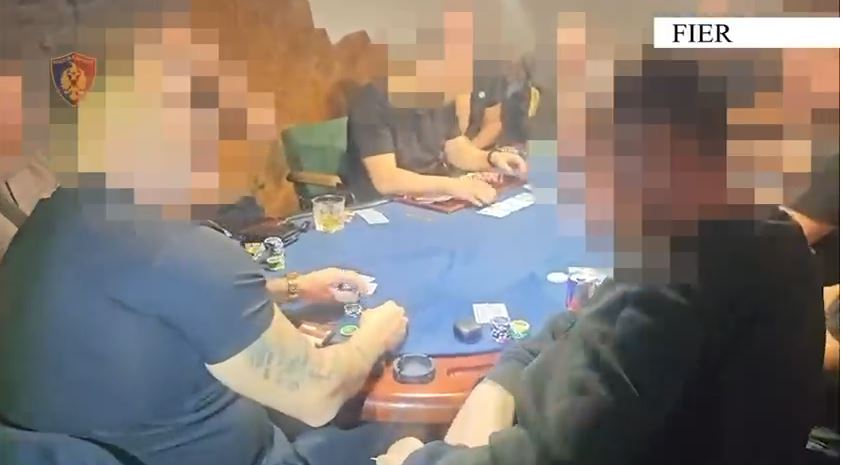 Operacioni “No Games” në Fier, arrestohen 2 persona dhe procedohen 16 të tjerë për lojëra fati