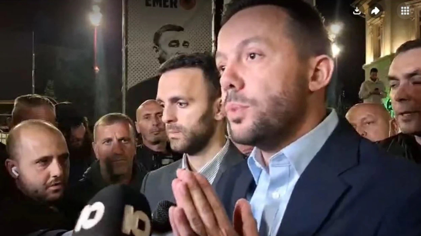 Tahiri nga sheshi  Kurti dhe Vetëvendosje të kthehen në Kuvend dhe ta votojnë ligjin