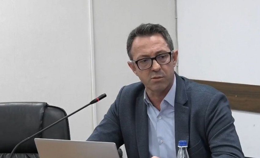 “Do të ishte antikushtetuese”, Krasniqi i përgjigjet PDK-së: Ja pse ligji nuk votohet sonte