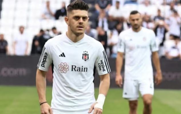 Lajm i keq për Milot Rashicën, konfirmohet nga Besiktasi