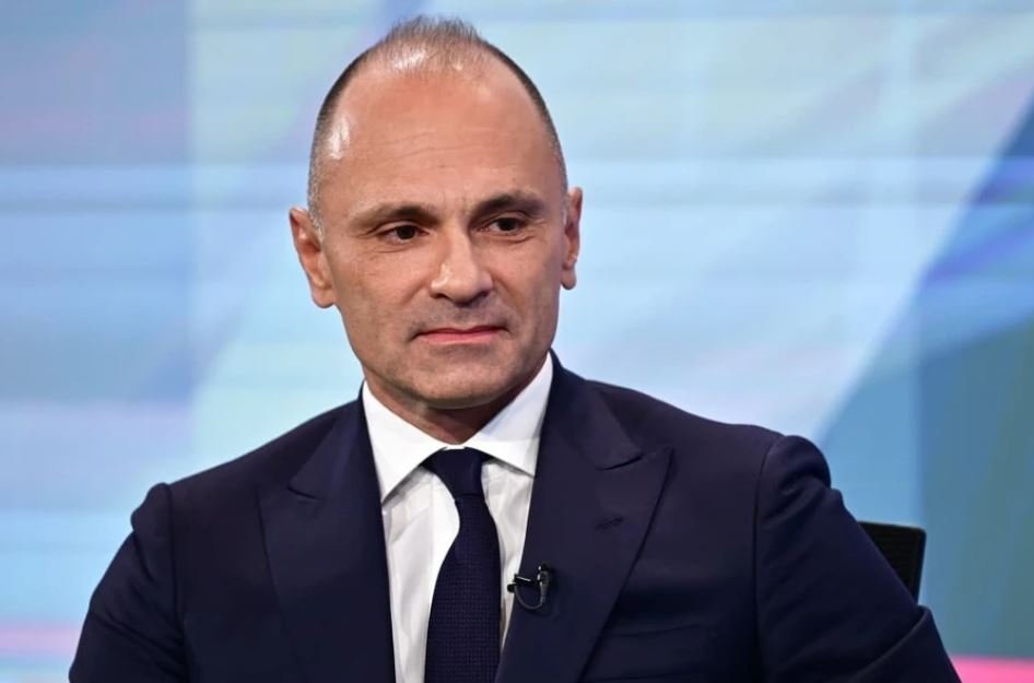 Filipçe: Ligj të veçantë për veting për të gjithë zyrtarët nga unë, te Zaevi, Sheqerinska, por edhe te Mickoski