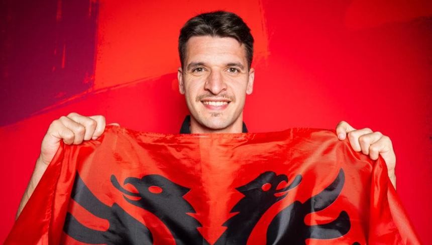 Gjimshiti i bashkohet Klodian Duros, kapiteni i afrohet edhe me shumë podiumit