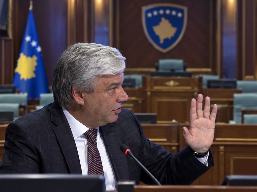 Kush do t’i shpallë zgjedhjet nëse nuk zgjidhet presidenti? Flet Kadri Kryeziu
