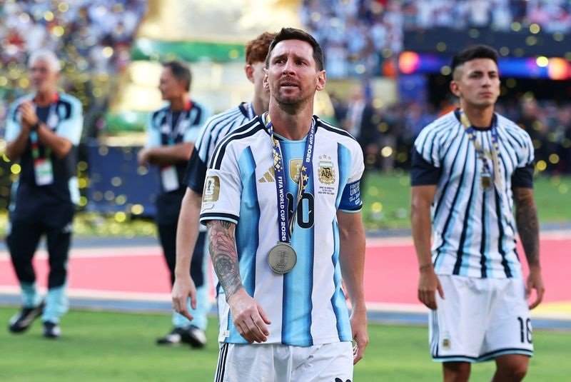 Messi i jep lamtumirën Argjentinës