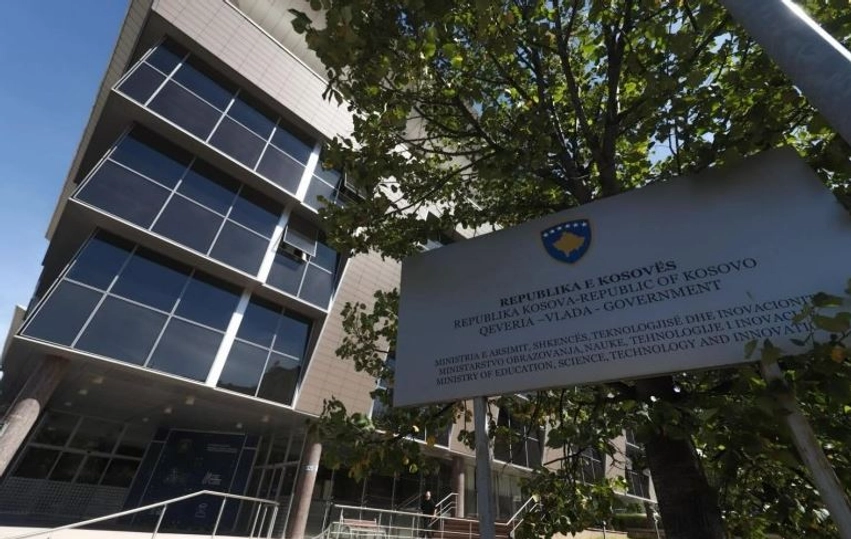 MASH: Njoftimi për ndërprerjen e mësimit më 6 tetor është i rremë