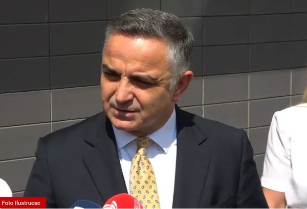 Tahiri i Aleancës: Ende s’kemi informacione për seancë, të mblidhet Kuvendi