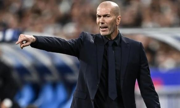 Zinedine Zidane i bën një tjetër “nder” mesfushorit 23-vjeçar
