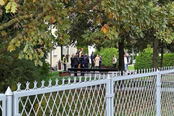 10 të plagosur nga sulmi me hanxhar në një shkollë në Poloni