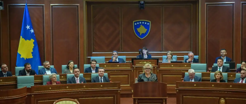 Kosova me Presidente të re  Kuvendi miraton ligjin për Hagën
