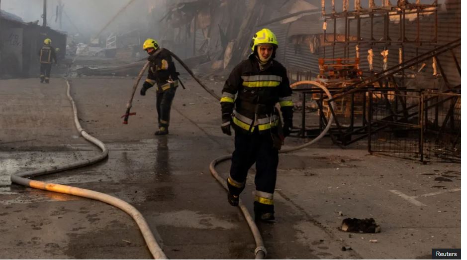 Sulmet ruse në Ukrainë, 22 të vrarë dhe dhjetëra të plagosur