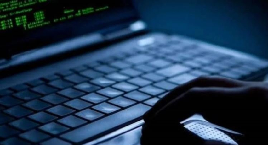 Arrestohet në Japoni hakeri që dyshohet se shantazhoi mijëra kompani