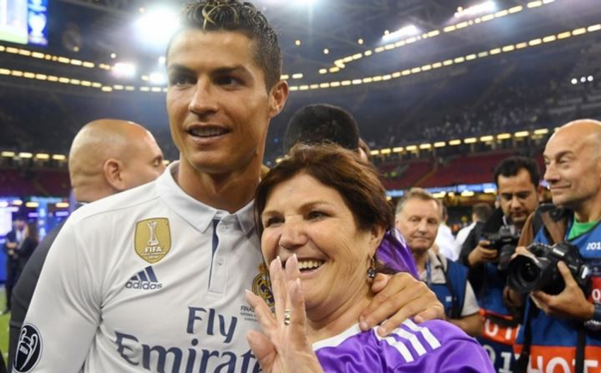 Nëna e Ronaldos  Djali im nuk duhej të largohej kështu  në heshtje