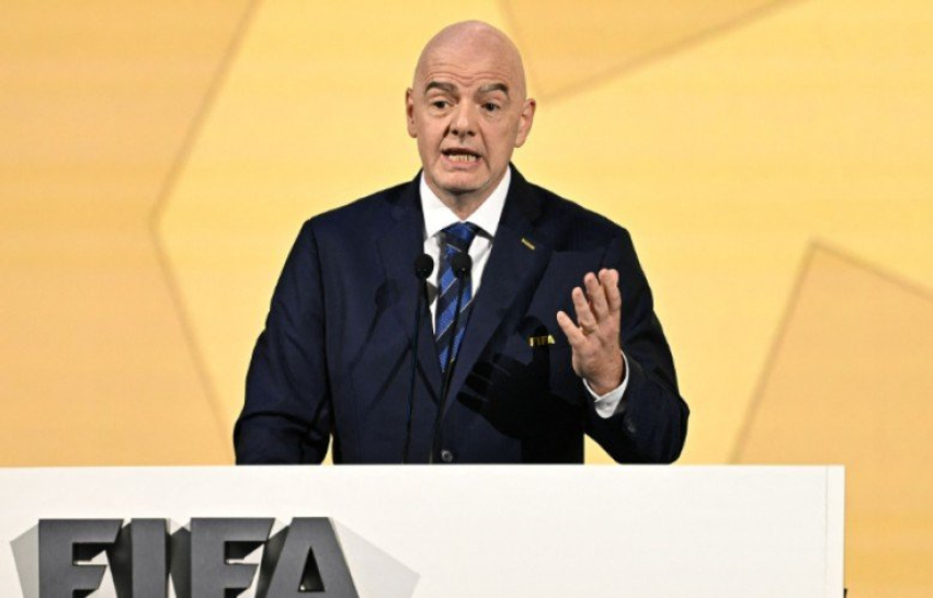 Infantino premton më shumë investime në Afrikë
