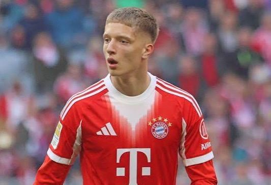 Osmani ftohet në skuadrën e parë të Bayernit