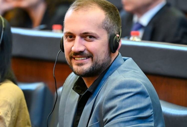 “Peshqit e mëdhenj”, deputeti i VV-së thotë se KPK-ja po heton Blerim Isufajn, përmend edhe Përparim Ramën