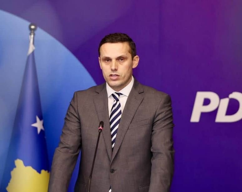 Gruda: Ligji për Specialen është kushtetues, do ta detyrojmë Gjykatën ta zbatojë