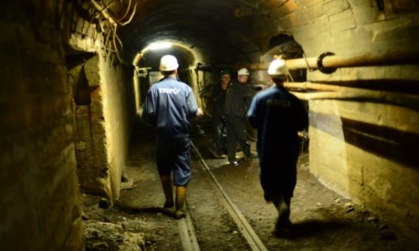 Drama e minatorëve në Trepçë, flet menaxhmenti: U ndal rryma, 54 minatorë dolën përmes shkallëve, 9 pas rikthimit të energjisë