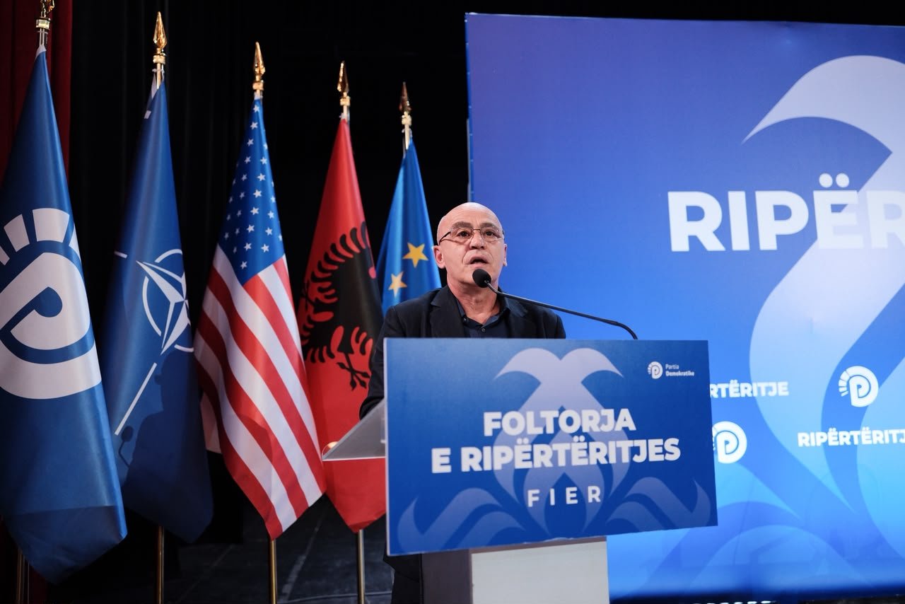 Foltorja e ripërtëritjes në Fier/ Fero: Do bëjmë gjithçka që PD të jetë shtëpi e hapur për çdo shqiptar që beson te liria