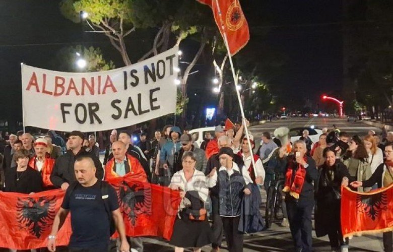 Protesta e 132-të në Tiranë