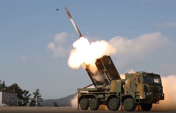 Kroacia blen 18 sisteme raketore