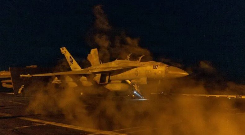 Pentagoni harton planin e goditjes tre-ditore ndaj Iranit, tri aeroplanmbajtëse drejt Lindjes së Mesme