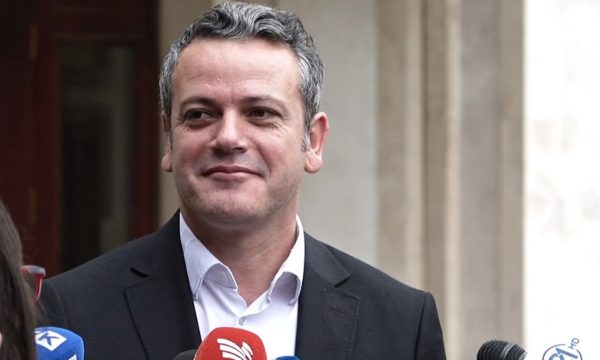Gashi: Koha që LDK ta qartësojë rrugën e saj, pas bashkëpunimit VV-PDK s’ka më arsye të demonizohen kundërshtarët